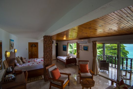 seychelles-booking-Chalets-Cote-Mer-superior-room2  (© Chalets Cote Mer / Chalets Cote Mer)