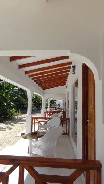 seychelles-la-digue-villa-veuve-terrasse-4  (© Vision Voyages   / Villa Veuve)