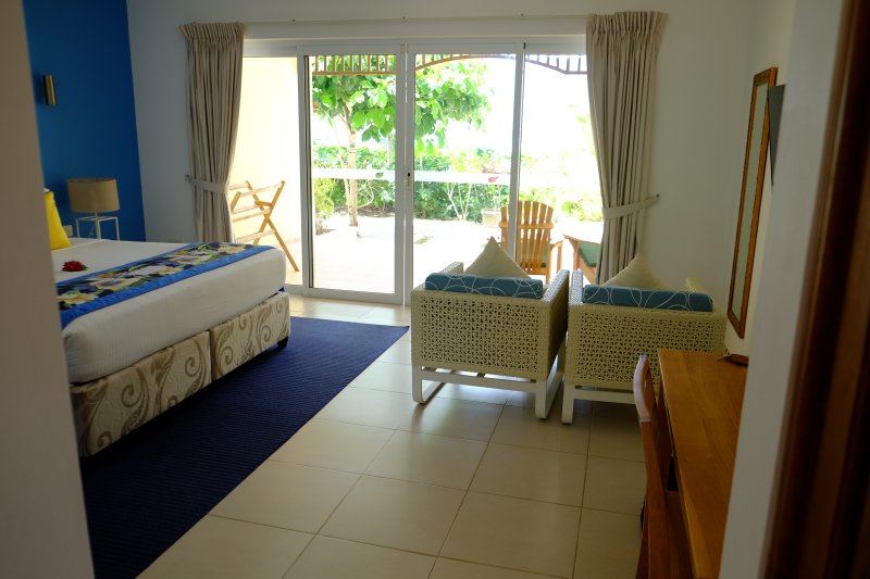 seychelles-praslin-acajou-beach-resort-deluxe-room-2  (© Seychellen Buchen)