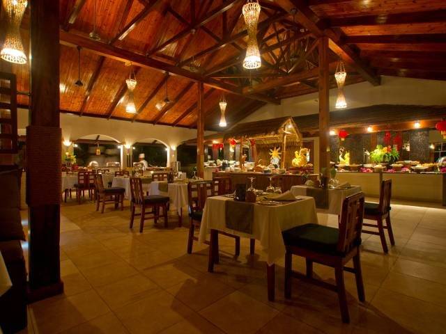 seychelles-praslin-coco-de-mer-restaurant2  (© Vision Voyages TN / Coco de Mer)