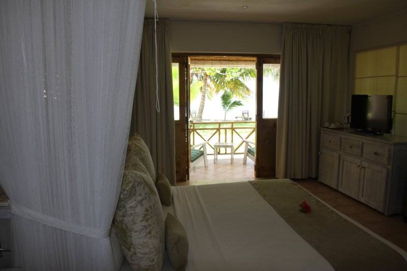 seychelles-praslin-indian-ocean-lodge-chambre-standard10  (© Seychellen Buchen)